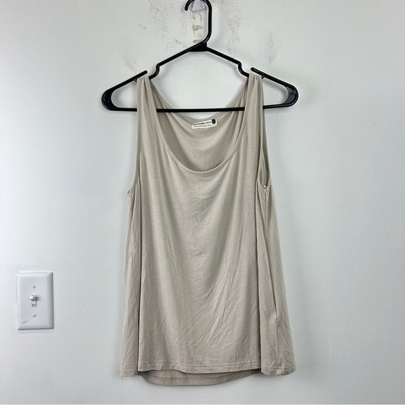 Jackson Rowe Cream Tank Top - Picture 1 of 4